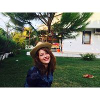 Gülsevil Güler的照片