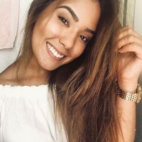 Victória Almeida's Photo