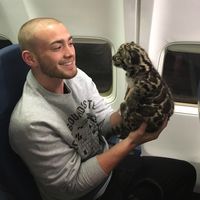 Jared Champion的照片