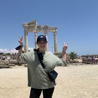 Fotos de Madina Almaganbetova