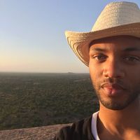 Jahmal Clemons的照片