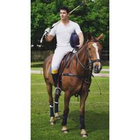 George Jackson的照片