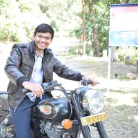 Ravi Teja Gangineni的照片