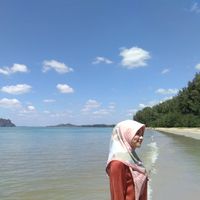 Adina Nikmawati的照片