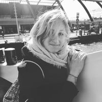 léa SGAMBATI的照片