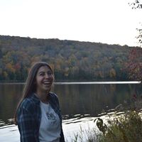 Bilgesu Tarman的照片