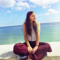 Aslihan Tinaz的照片