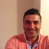 Mustafa Saricoglu的照片