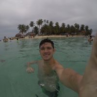 Eduardo González的照片