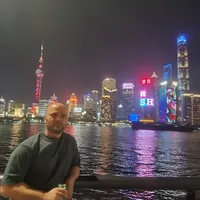 Miklovan  Gjonaj的照片