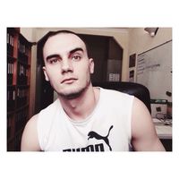 Sergey Azovsky的照片