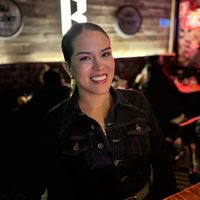 Daphne Vega的照片