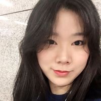 이윤정 이윤정's Photo