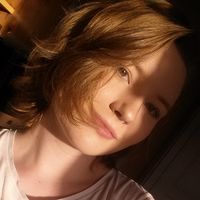 Julia Zakolska的照片