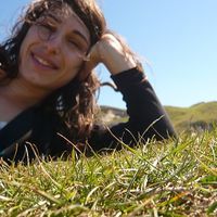 Myriam Santos's Photo