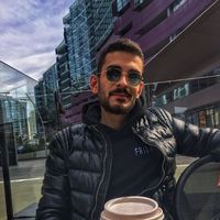 Alper Devir的照片