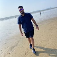 Ashutosh Ballan的照片