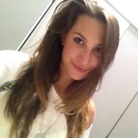 Lara Yurdoglu的照片