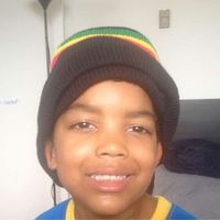 Fotos de Amara Momoh