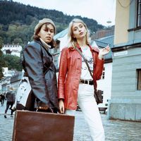 Rebecca &  Josie的照片