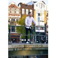 Levy Hofman的照片