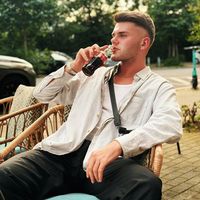 Maksym Sosnovskyi的照片