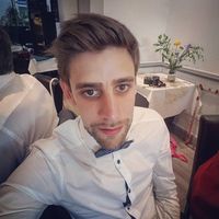 Nicolas Vahé的照片