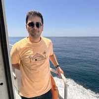 Sina Bastan的照片