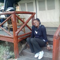 Carol  Lorac的照片