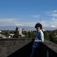 Francisco Velasco的照片