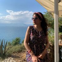 Azade Ahmadi's Photo