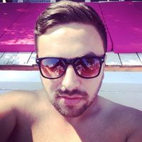 Dursun Akyol的照片