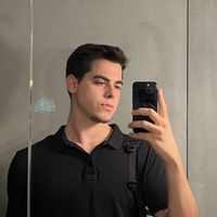 Fotos de Altan Erman