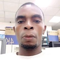 Patrick Kalunseviko的照片