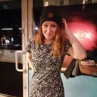 Ceren Akhanli的照片