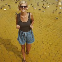 Julia Resch的照片