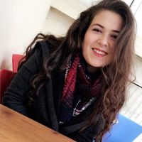 Buket Yurtseven的照片