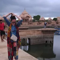 Neha Naithani的照片