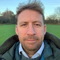 Tom Roberts的照片