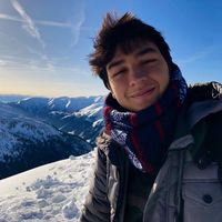 Fotos von Ege Dabanlıoğlu