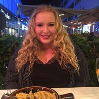 Claire Emilee's Photo