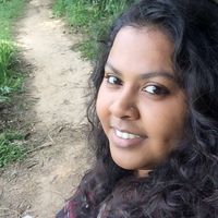 Tharani Elangovan的照片