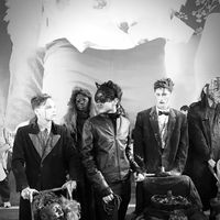 bravo charlie的照片