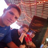 Japheth DeVries的照片