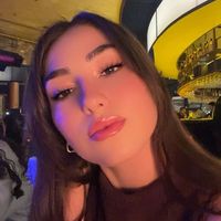 İpek Yağcı的照片