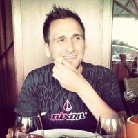 Jose Ballesteros的照片