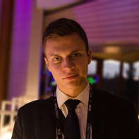 Daniel Dhawan的照片