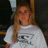 Sela Caskenette的照片