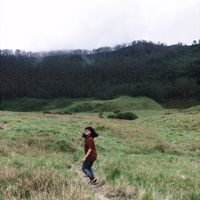 Charisma Hastungkara的照片