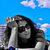 Alyssa Ravasio's Photo